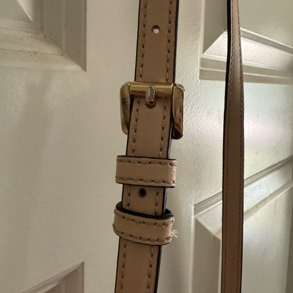 Micheal Kors Crossbody bag - Picture 8 of 14